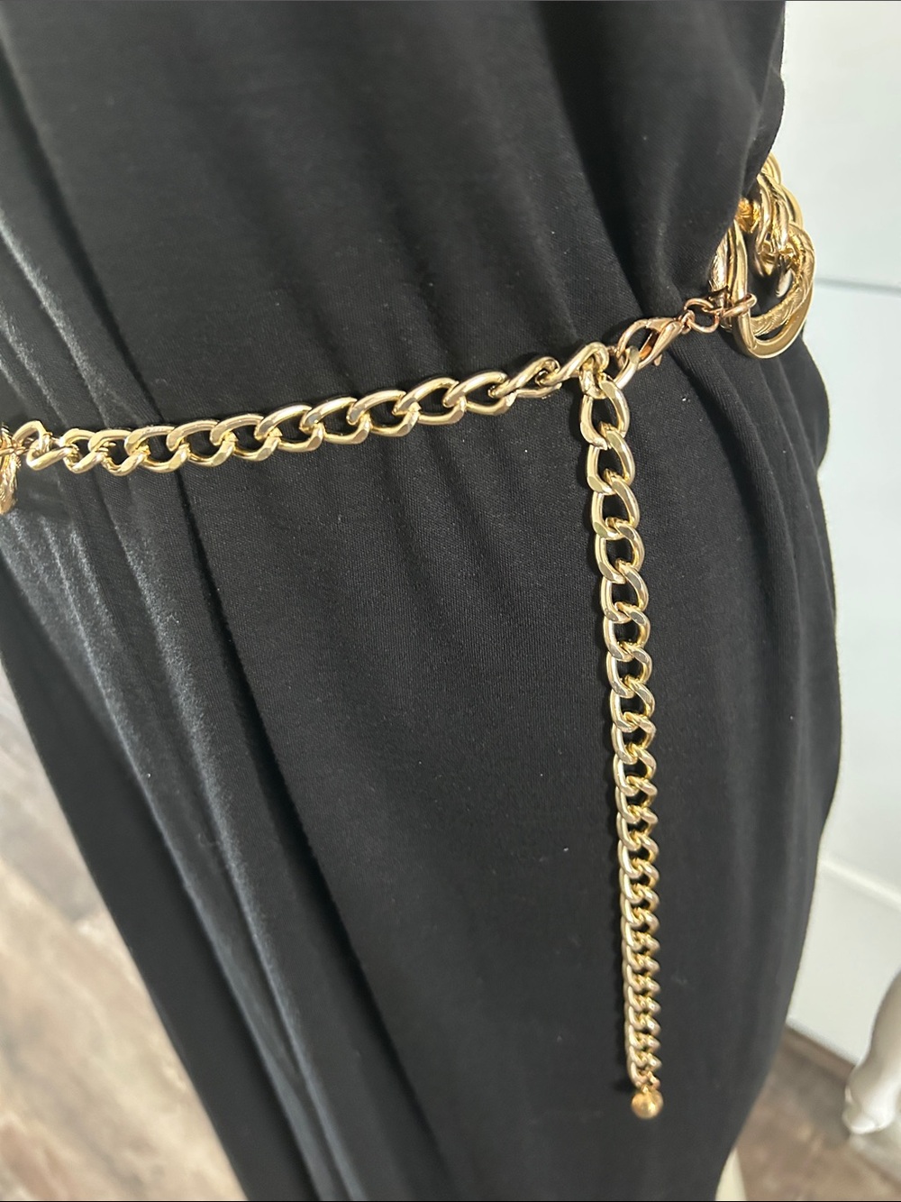 Gold-Tone Double Link Chain Belt | Lightweight Statement Waist Belt | XS–Small - Picture 10 of 12